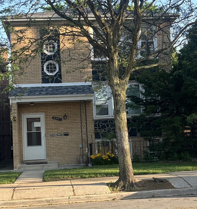 property at 4543 W Marquette Rd