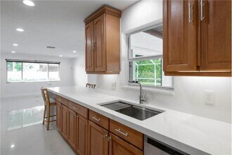 2289 Windsor Rd in West Palm Beach, FL - Building Photo - Building Photo