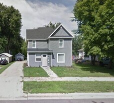 212 S Albert Ave in Reedsburg, WI - Building Photo