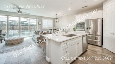 1374 E Via Viola Way in Fresno, CA - Building Photo - Building Photo