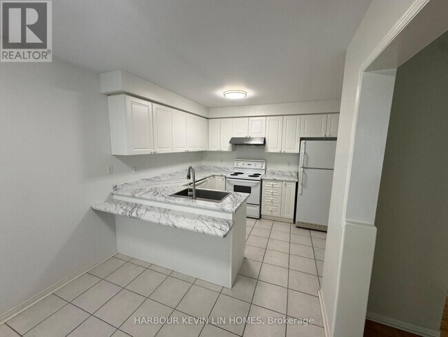 143 Frank Endean Rd in Richmond Hill, ON - Building Photo - Building Photo