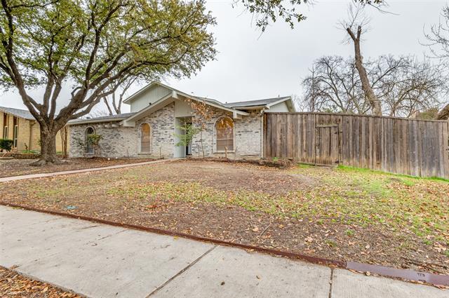 3100 Barton Rd in Carrollton, TX - Building Photo