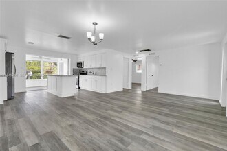 644 Bonita Ct in Punta Gorda, FL - Building Photo - Building Photo