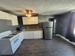 348 Berry Ave in Bellevue, KY - Foto de edificio - Building Photo