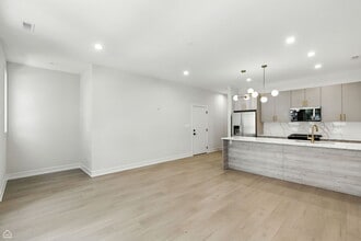 4623 S Michigan Ave, Unit 2 in Chicago, IL - Foto de edificio - Building Photo