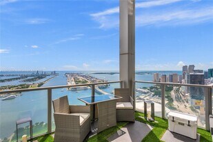 1100 Biscayne Blvd, Unit 4307 in Miami, FL - Building Photo