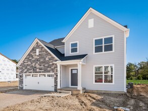 267 Sage Hill Dr in Lewis Center, OH - Building Photo - Building Photo