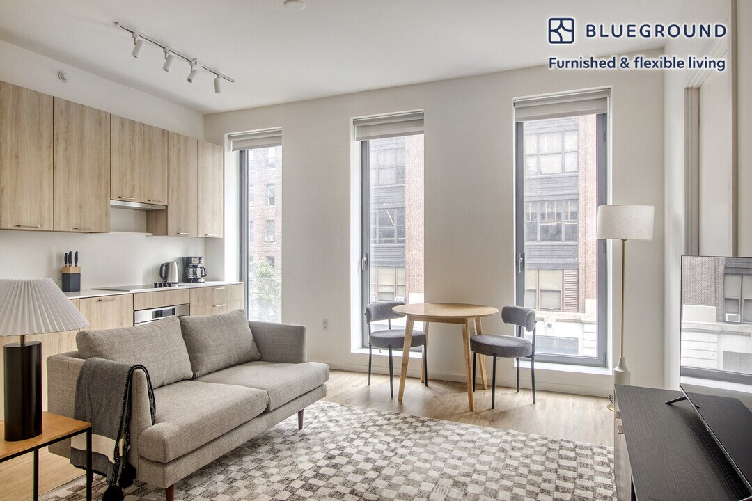 550 Clinton Ave-Unit -FL3-ID1915 in Brooklyn, NY - Building Photo