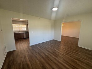 5292 Julington Creek Rd in Jacksonville, FL - Building Photo - Building Photo