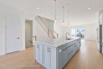 3 Valiant Ct in Middletown, NJ - Building Photo - Building Photo