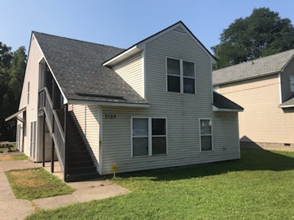 3124 Vermont Ave, Unit 1 in Louisville, KY - Building Photo