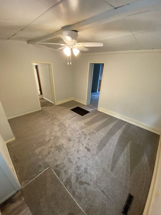 603 1st St SW in Faribault, MN - Building Photo