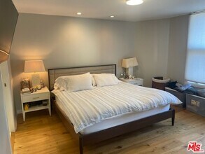 1128 22nd St in Santa Monica, CA - Foto de edificio - Building Photo