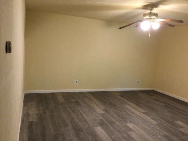 1407 Chinook Dr in Arlington, TX - Building Photo - Building Photo