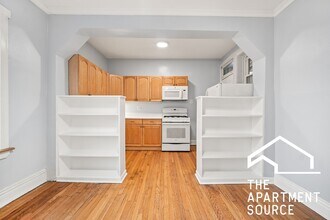 2611 N Dayton St, Unit 1 in Chicago, IL - Foto de edificio - Building Photo