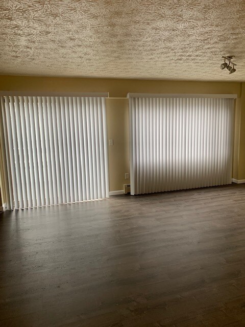 839 Merlin Loop, Unit 839 Merlin Loop in Anchorage, AK - Building Photo - Building Photo