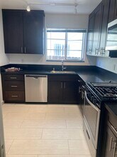 5514 Edgewood Plz, Unit 0 in Los Angeles, CA - Foto de edificio - Building Photo