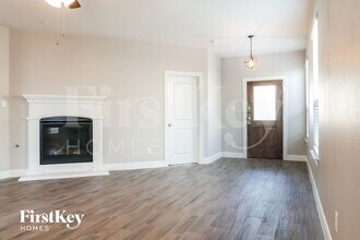 2504 Cerro Ranch Rd in Aubrey, TX - Foto de edificio - Building Photo