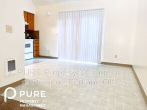 3602 N Gantenbein Ave in Portland, OR - Building Photo - Building Photo