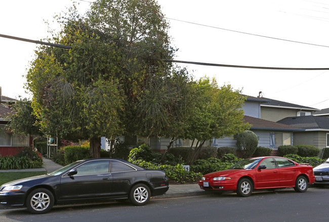 515 Saratoga Ave in Santa Clara, CA - Building Photo - Building Photo