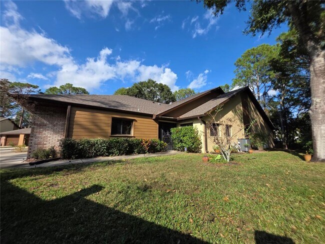 86 Oxbow Trail in Ormond Beach, FL - Building Photo - Building Photo