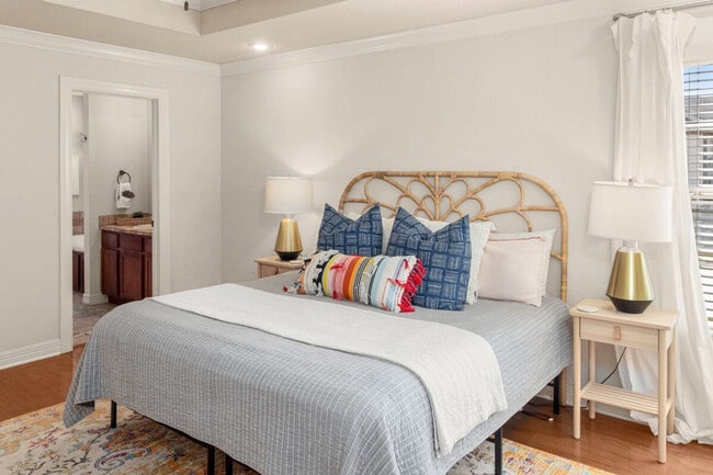 4181 N Rolling Meadows Dr in Fayetteville, AR - Building Photo - Building Photo