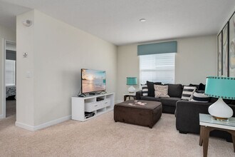 1580 Tempo Ln in Four Corners, FL - Building Photo - Building Photo