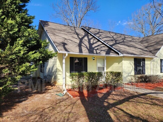 9 Elm St in Hampton, GA - Building Photo - Building Photo