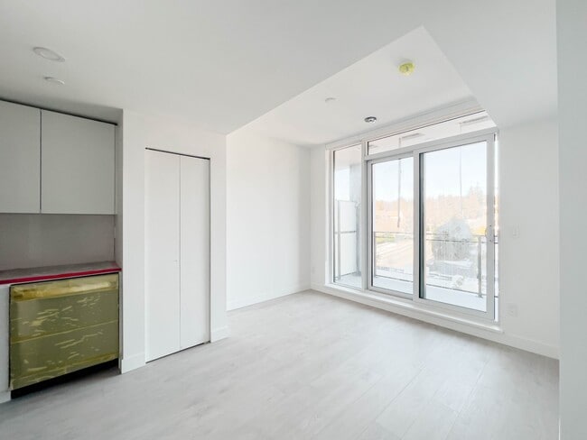 property at 901-901 Lougheed Hwy.
