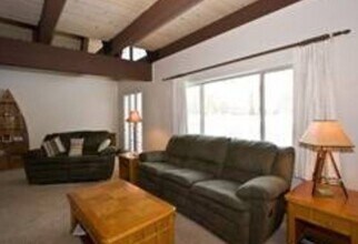 479 Capri Dr in South Lake Tahoe, CA - Building Photo - Building Photo