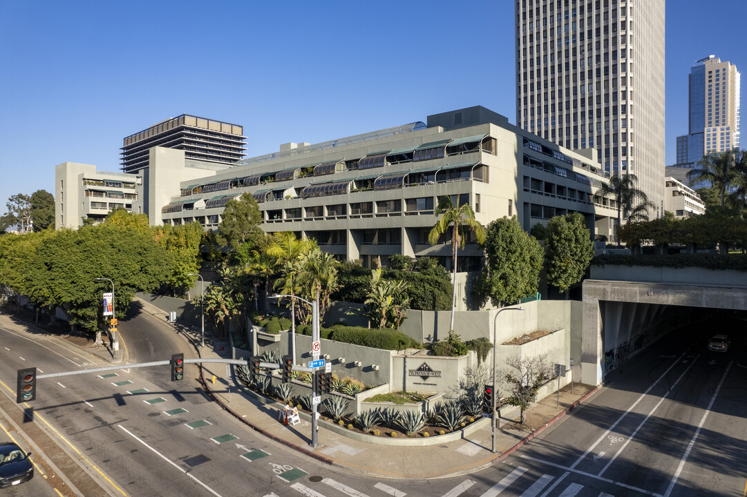 Promenade West in Los Angeles, CA - Building Photo