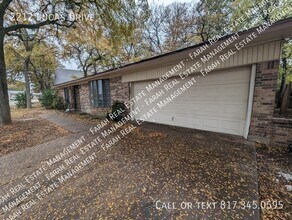 2212 Lucas Dr in Fort Worth, TX - Building Photo - Building Photo