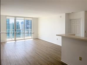 1155 Brickell Bay Dr, Unit 2809 in Miami, FL - Foto de edificio - Building Photo