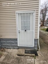 2231 W 104th St in Cleveland, OH - Building Photo - Building Photo