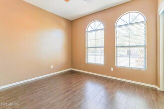 1554 E Prickly Pear Pl in Casa Grande, AZ - Building Photo - Building Photo
