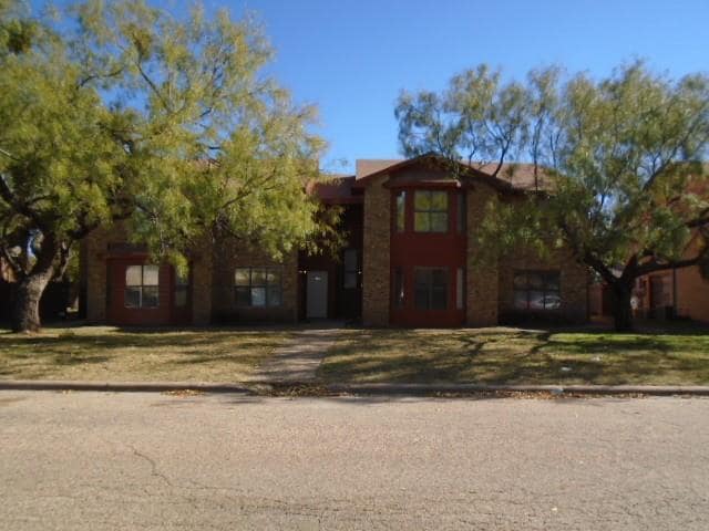 property at 909 Bruce Way