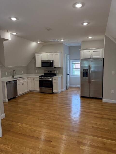 62 Gordon St, Unit unit3 in Boston, MA - Building Photo - Building Photo