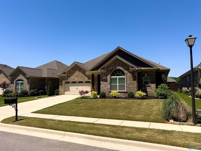property at 106 Summer Walk Ln