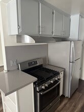 1031 N Harper Ave in West Hollywood, CA - Building Photo - Building Photo