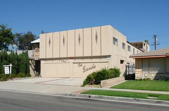 322 N Isabel St in Glendale, CA - Building Photo - Building Photo