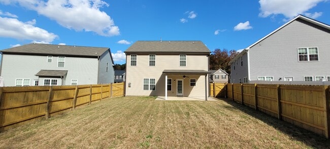 272 Moonstone Ct in Gibsonville, NC - Building Photo - Building Photo