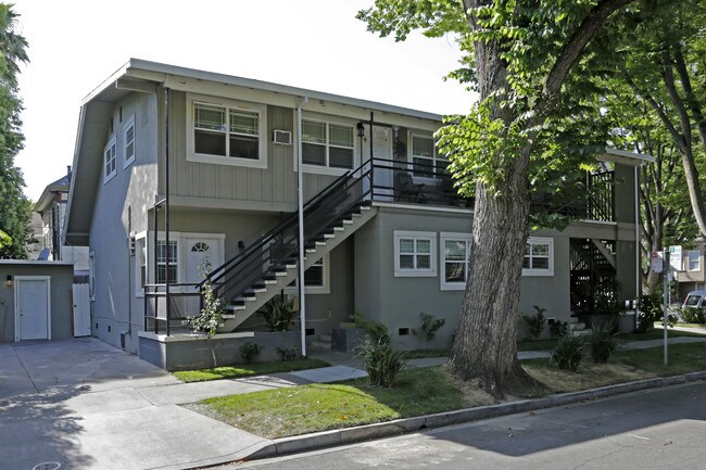 2501 P St in Sacramento, CA - Building Photo - Building Photo