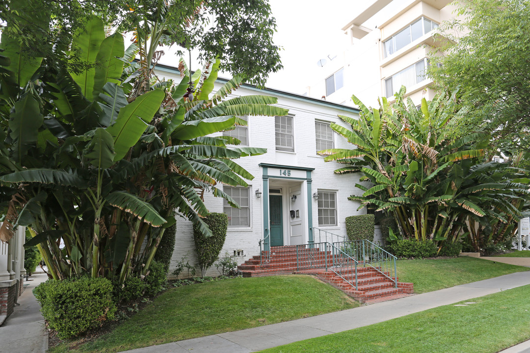145 S Reeves Dr in Beverly Hills, CA - Building Photo