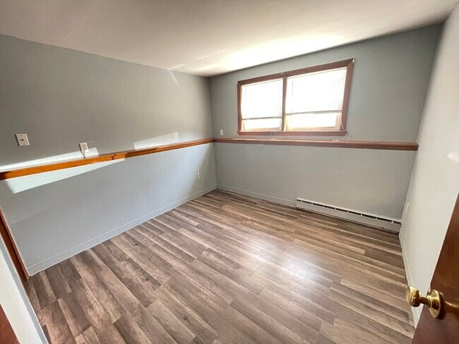 20 Quincy St in Abington, MA - Building Photo - Building Photo