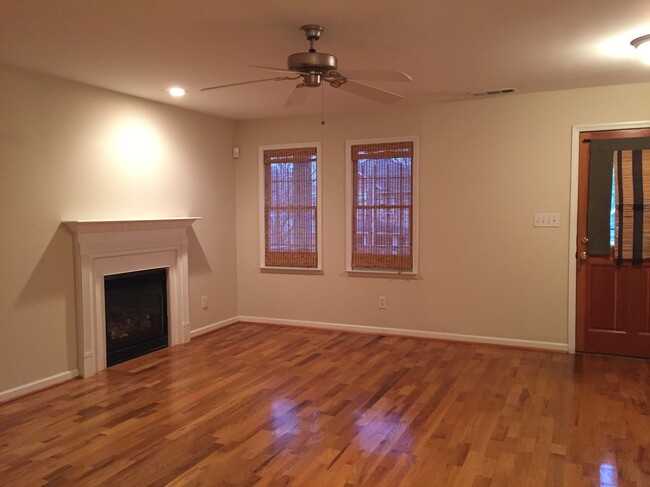 685 Garibaldi St SW in Atlanta, GA - Building Photo - Building Photo