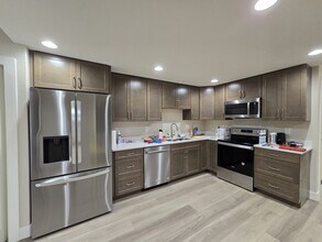 6578 W Valynn Dr, Unit A in Herriman, UT - Building Photo - Building Photo