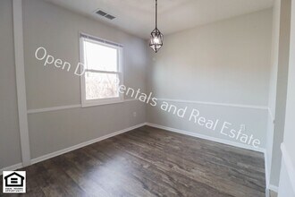 4933-4935 Vermont Ln in Fort Wayne, IN - Building Photo - Building Photo