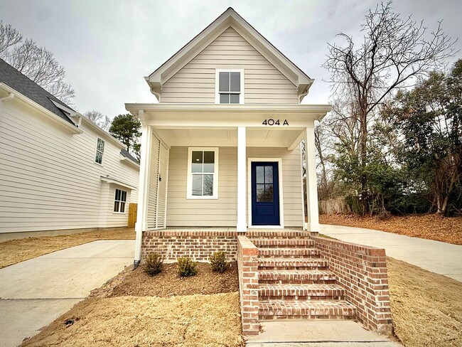 property at 404 Chamberlin Ave