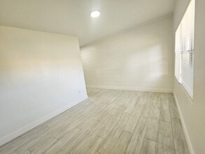 1103 E South St, Unit 1103 in Orlando, FL - Foto de edificio - Building Photo
