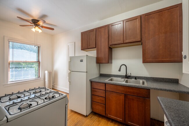 Grand and Dale Apartments